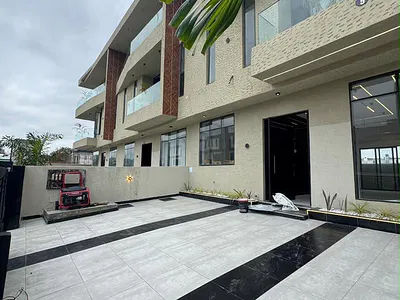 5 Bedroom Terraced Duplex with BQ — Lekki Phase 1, Lekki, Lagos