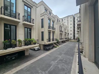 5 Bedroom Semi-Detached House — Old Ikoyi, Ikoyi, Lagos