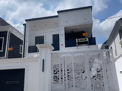Astonishing 5 Bedroom Fully Detached Duplex in a Secured Location — Ikeja, Lagos