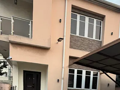 4 Bedroom Detached Duplex on 442SQM Land — Surulere, Lagos
