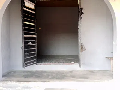 Luxurious Shop — Igando Ibeju Lekki Lagos, Ibeju Lekki, Lagos