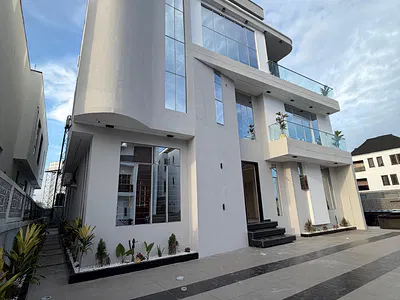 5 Bedroom Detached Duplex — Chevron, Lekki, Lagos