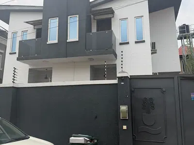 Relatively New 4 Bedroom Semi Detached Duplex — Magodo Phase 2, Magodo, Lagos