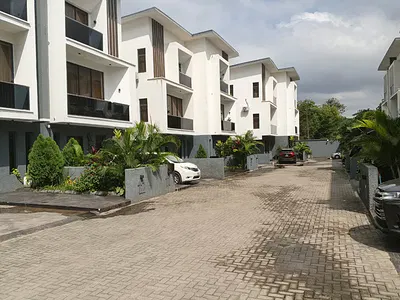 4 Bedroom Semi-Detached Duplex — Ikeja GRA, Ikeja, Lagos