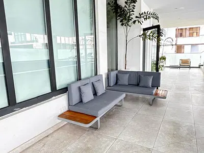 Luxury Spacious Furnished 3 Bedroom Apartment and BQ — Ikoyi, Lagos
