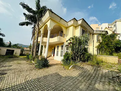 Beautiful 6 Bedroom Detached, Duplex, 3 Rooms BQ — Serene Neighborhood, Maitama District, Abuja