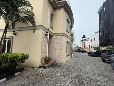 3 Bedroom Terraced House with 1 Room BQ — Ikoyi, Lagos