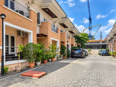 4 Bedroom Terraced Duplex with BQ — Ikoyi, Lagos