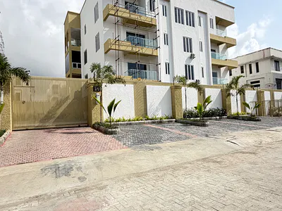 3 Bedroom Flat with BQ — Edge Water Estate, Lekki Phase 1, Lekki, Lagos