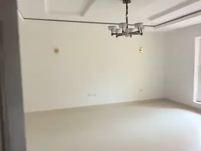 2 Bedroom Block of Flat 1st Floor Spacious Rooms in Guzape — Guzape District, Abuja