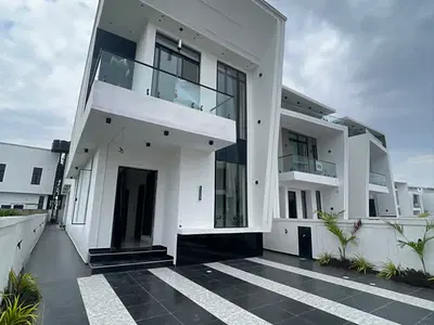 5 Bedroom Detached Duplex — Lekki, Lagos