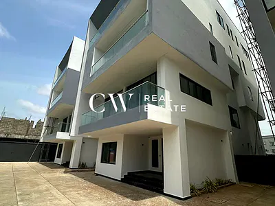 6 Bedroom Detached Duplex — Ikoyi, Lagos