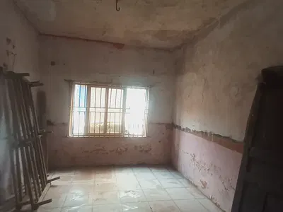 Mini Flat (Room and Parlour Self) — Oworonshoki, Kosofe, Lagos