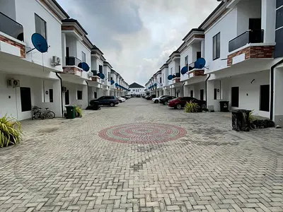 4 Bedroom Terraced Duplex — Lekki, Lagos