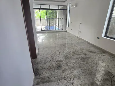 6 Bedroom House with 2 BQ — Banana Island, Ikoyi, Lagos