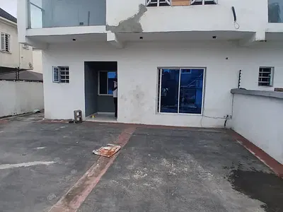A Luxury Standard Spacious Splendor 3 Bedrooms Duplex — Harmony Estate, Badore, Ajah, Lagos