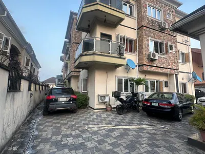 3 Bedroom Upstairs Flat — Gbagada, Lagos