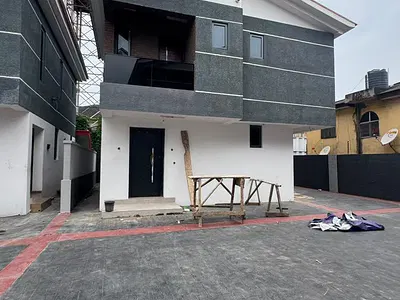 4 Bedroom Detached Duplex — Surulere, Lagos