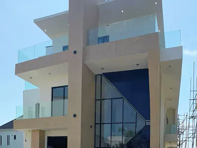 5 Bedroom Fully Detached House with Swimming Pool — Lekki, Lagos