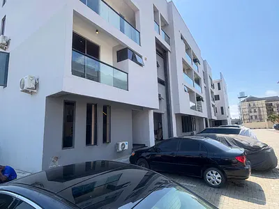 4 Bedroom Maisonette — Ologolo, Lekki, Lagos