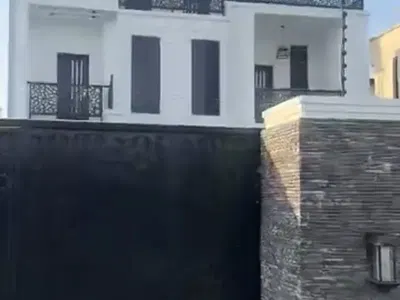 5 Bedroom Detached Duplex with BQ — Apo, Abuja