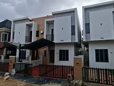 4 Bedrooms Semi-Detached Duplex — Ipaja, Lagos
