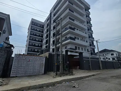 Luxury 2 Bedroom Apartment with Swimming Pool + Elevator + Gym — Victoria Island (VI), Lagos