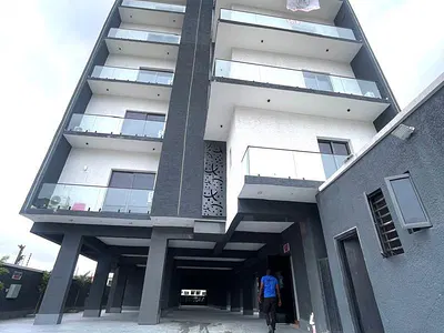 3 Bedroom Apartment with Elevator and Swimming Pool — Lekki, Lagos