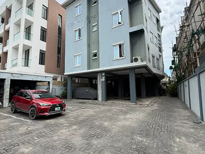 Luxury and Price Friendly Three Bedroom Flat with BQ — Lekki, Lagos