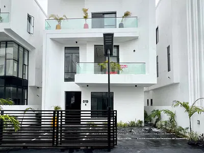 Brand New 5 Bedroom Detached Duplex + BQ — Orchid Before the Roundabout, Lekki Expressway, Lekki, Lagos