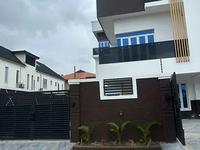 4 Bedroom Semi-Detached Duplex with Maid's Room — Gbagada, Lagos