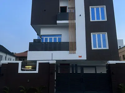 5 Bedroom Semi-Detached Duplex with Maid's Room — Gbagada, Lagos