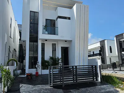 Luxurious 4-Bedrooms Fully Detached Duplex with BQ and Swimming Pool — Chevron, Lekki, Lagos