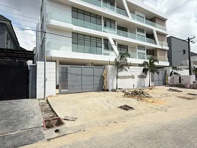 Very Spacious 2 Bedroom Apartment with Elevator Swimming Pool and Gym — Lekki Right, Lekki Phase 1, Lekki, Lagos