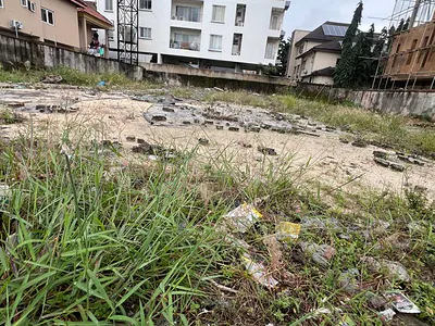 Fenced Bareland Measuring 900SQM — Oniru, Victoria Island (VI), Lagos