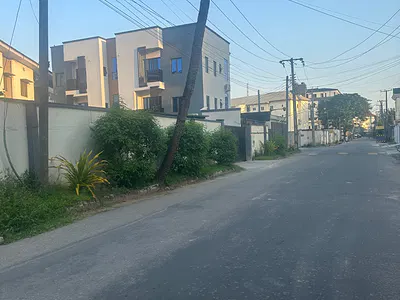 2 Bedroom Flat with BQ — Maryland, Lagos