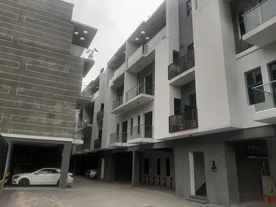 Serviced 2 Bedroom En-Suite Maisonette — Lekki Phase 1, Lekki, Lagos