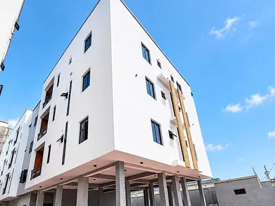 Fully Service 2 Bedroom Apartment with Fitted Kitchen — Lekki, Lagos