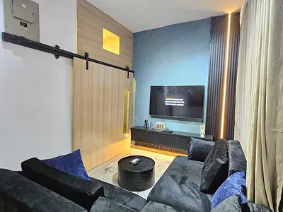 Luxury 1 Bedroom Apartment with 24/7 Power Supply — Lekki Phase 1, Lekki, Lagos