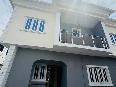 Spacious 5 Bedroom Detached Duplex — Ajah, Lagos
