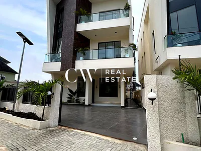 5 Bedroom Detached Duplex — Lekki, Lagos