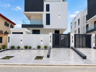 5 Bedroom House — Admiralty Way, Lekki Phase 1, Lekki, Lagos
