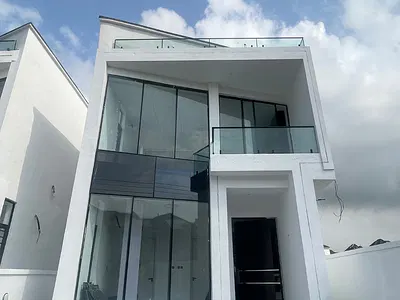 5 Bedroom Detached Duplex with BQ and Swimming Pool — Lekki, Lagos