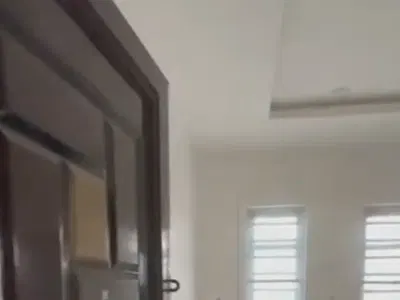 A Decent Lovely Room Self Contain — Off Fola Agoro, Yaba, Lagos