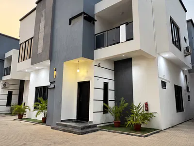 5 Bedroom Detached Duplex — Mini Estate Guzape, Guzape District, Abuja