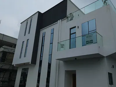 5 Bedroom Detached Duplex — Victory Park, Osapa, Lekki, Lagos