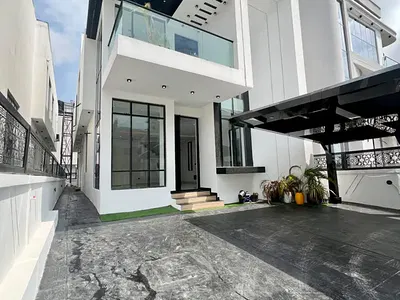5 Bedroom Detached Duplex with Swimming Pool and BQ — Chevron, Lekki, Lagos