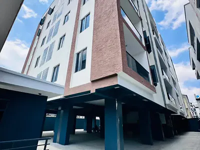 Luxury 2 Bedroom Apartment with Swimming Pool and BQ — Lekki, Lagos