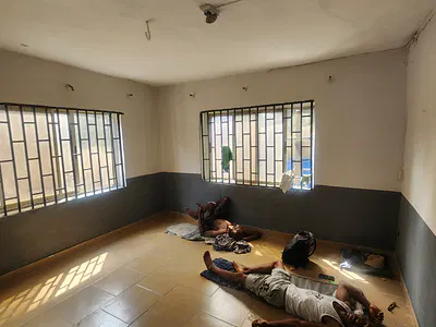 Decent Spacious Mini Flat — Off L and K, Iyana Oworo, Gbagada, Lagos