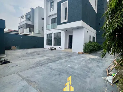 5 Bedroom Detached Duplex — Ikoyi, Lagos